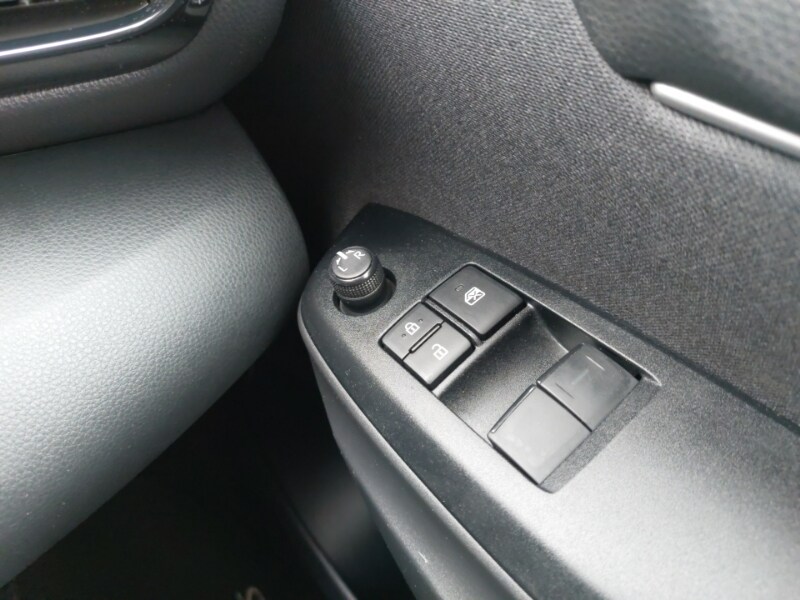 Used Toyota Yaris 2023 for sale - 77630335: Photo 18