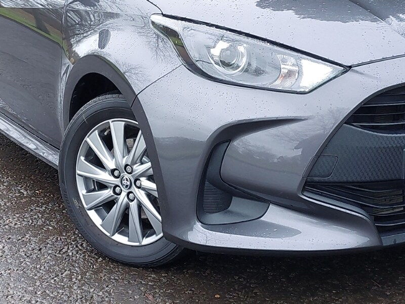 Used Toyota Yaris 2023 for sale - 77630335: Photo 9