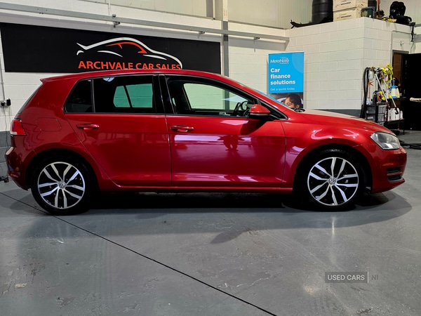 Used Volkswagen Golf 2014 for sale - 77280280: Photo 2