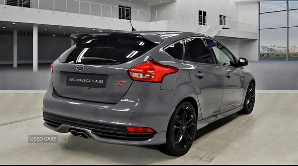 Used Ford Focus 2015 for sale - 77799587: Photo 3