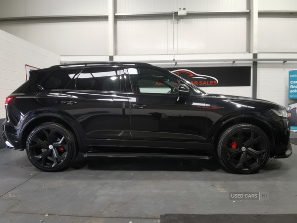 Used Volkswagen Touareg 2018 for sale - 76271328: Photo 2