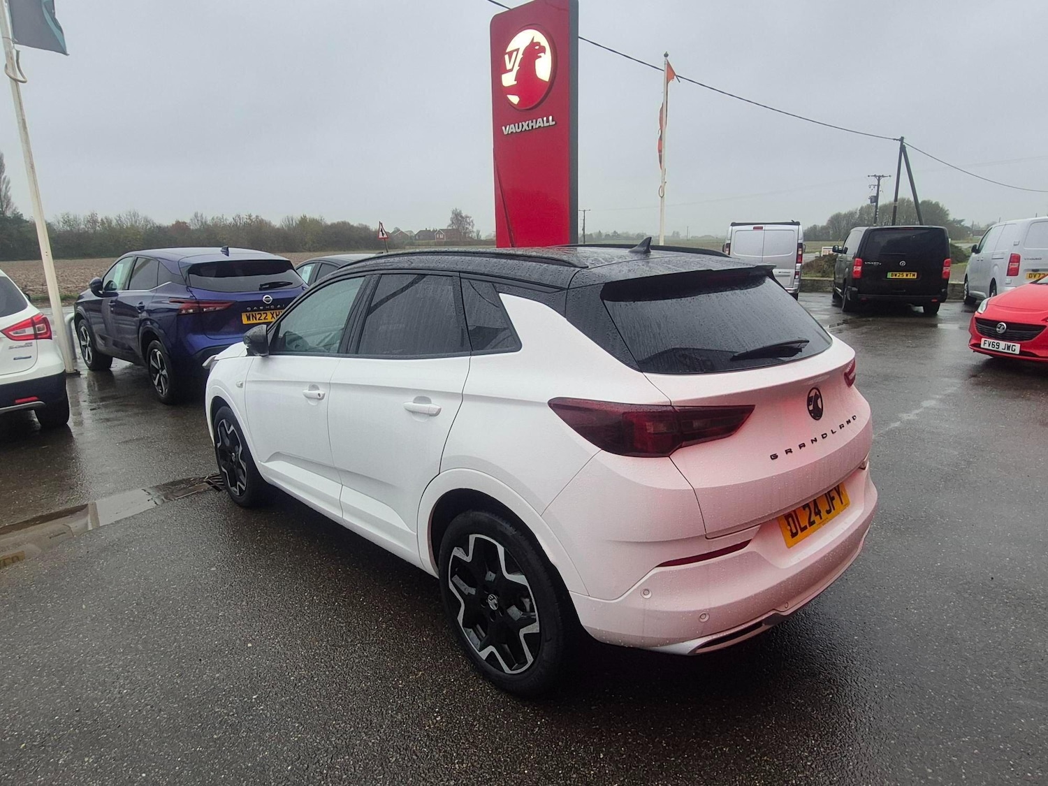 Used Vauxhall Grandland 2024 for sale - 77413225: Photo 4