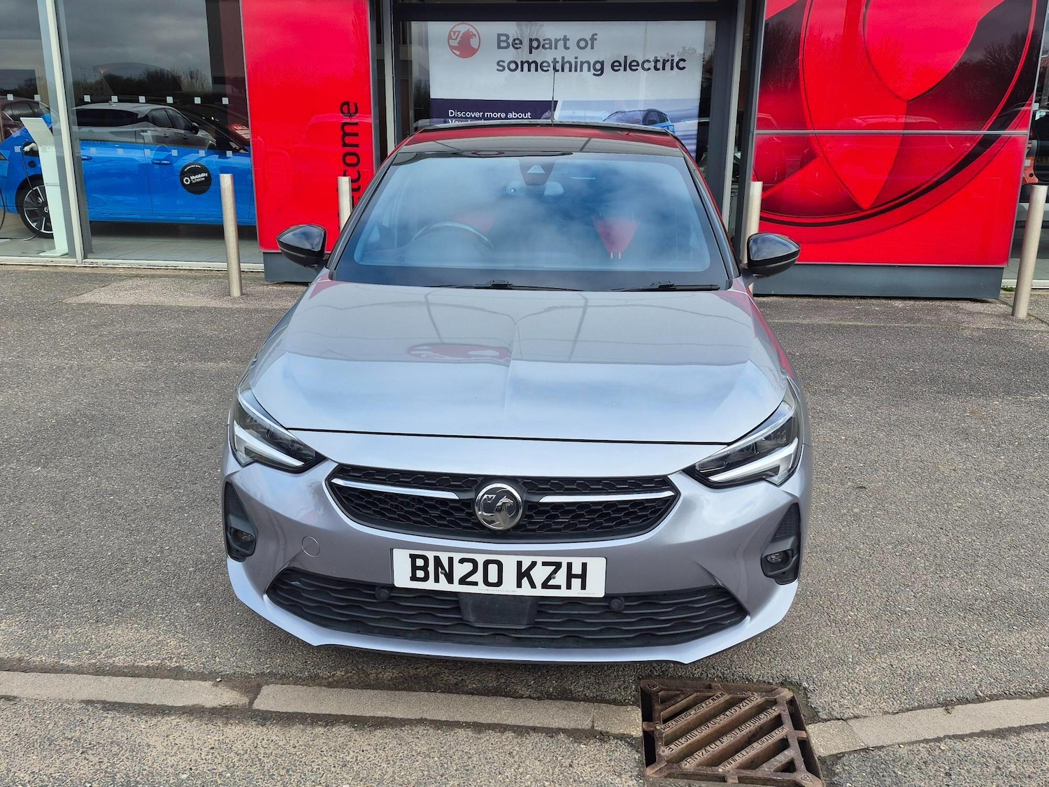 Used Vauxhall Corsa for sale - 77977668: Photo 2