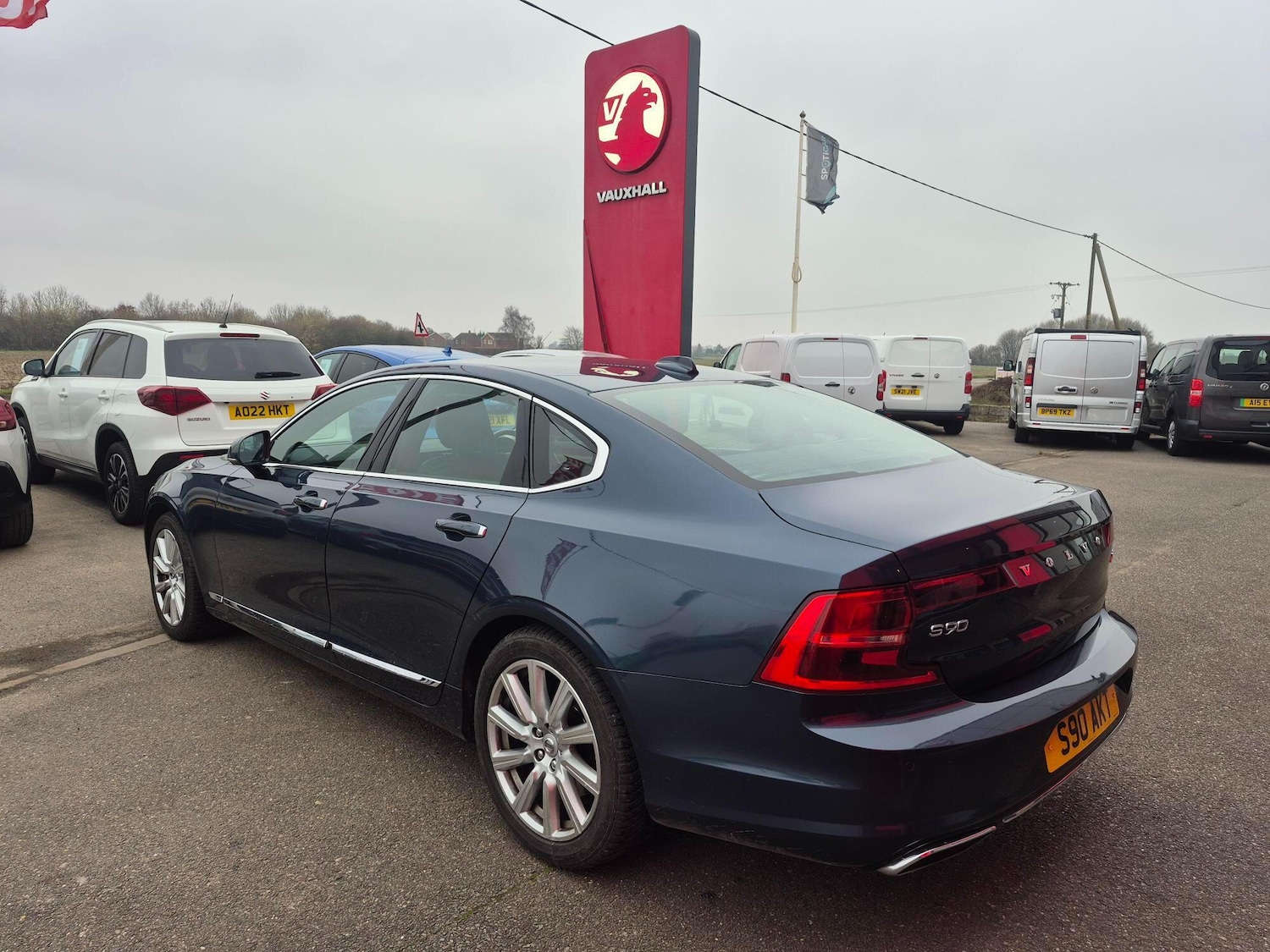 Used Volvo S90 2017 for sale - 77439966: Photo 4