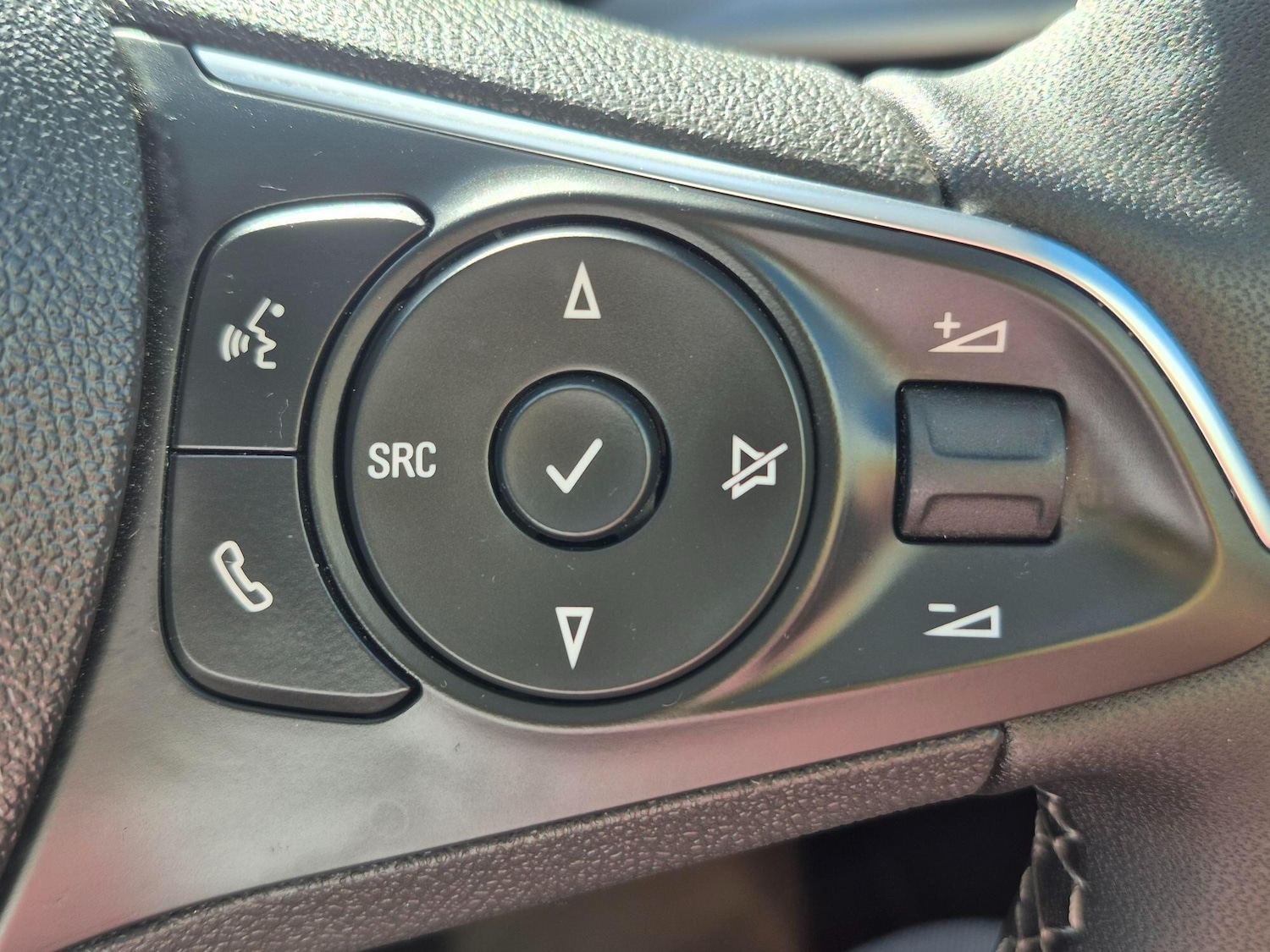 Used Vauxhall Mokka 2024 for sale - 78007557: Photo 22