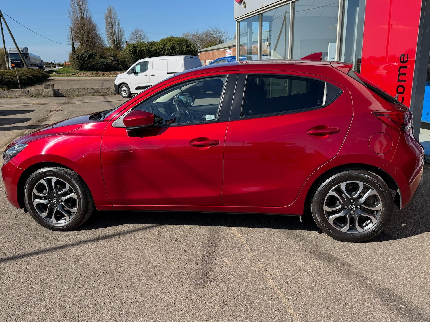 Used Mazda Mazda2 2019 for sale - 78072833: Photo 3