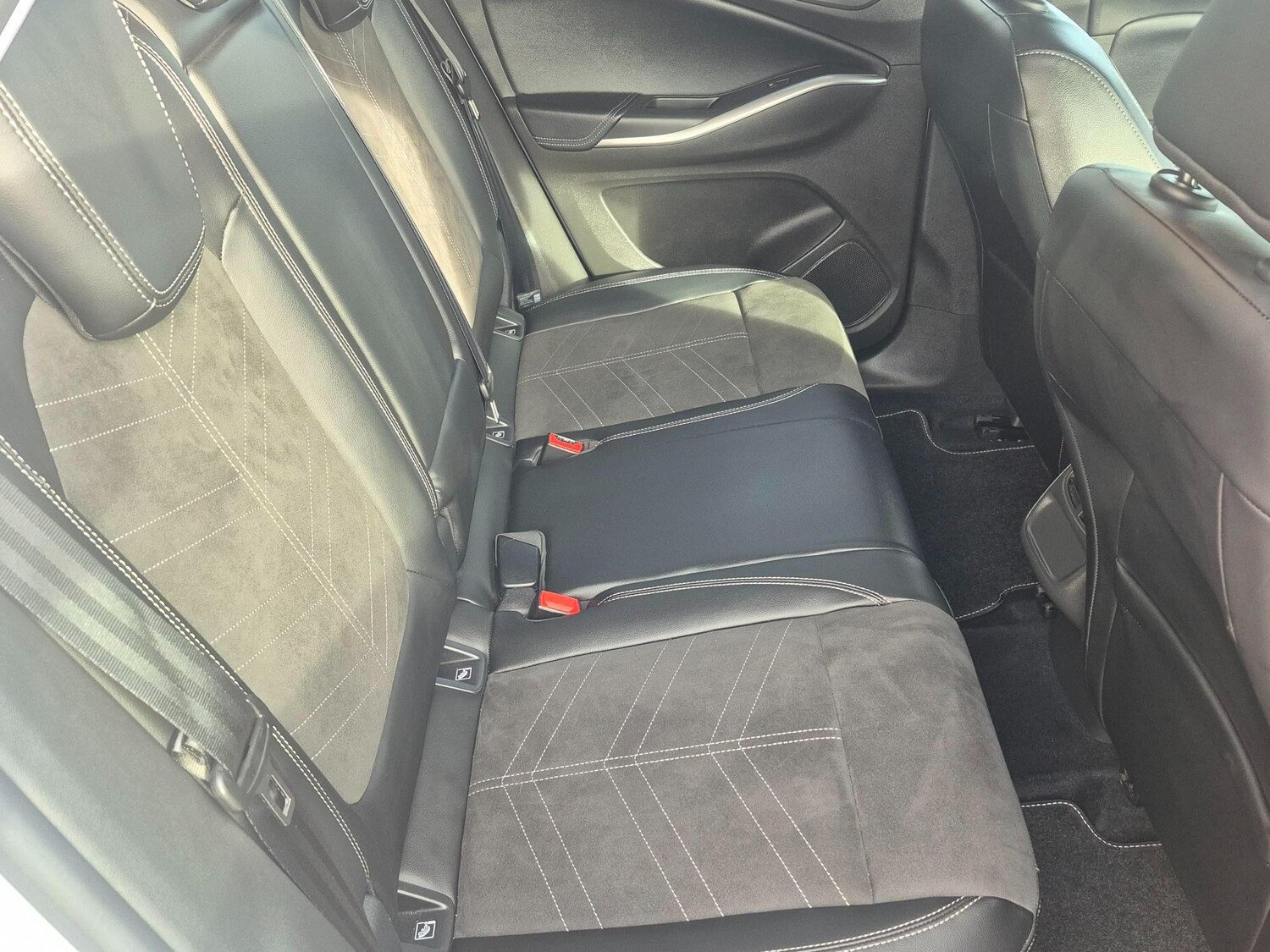 Used Vauxhall Grandland 2024 for sale - 77970770: Photo 16