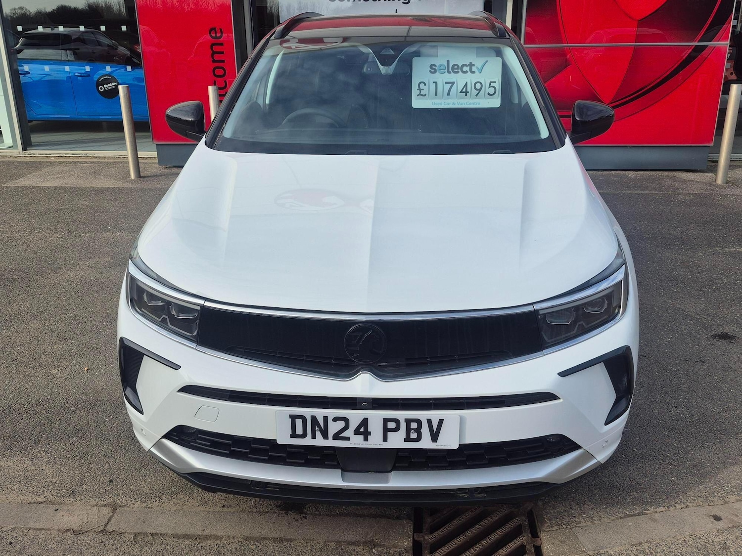 Used Vauxhall Grandland 2024 for sale - 77970770: Photo 2