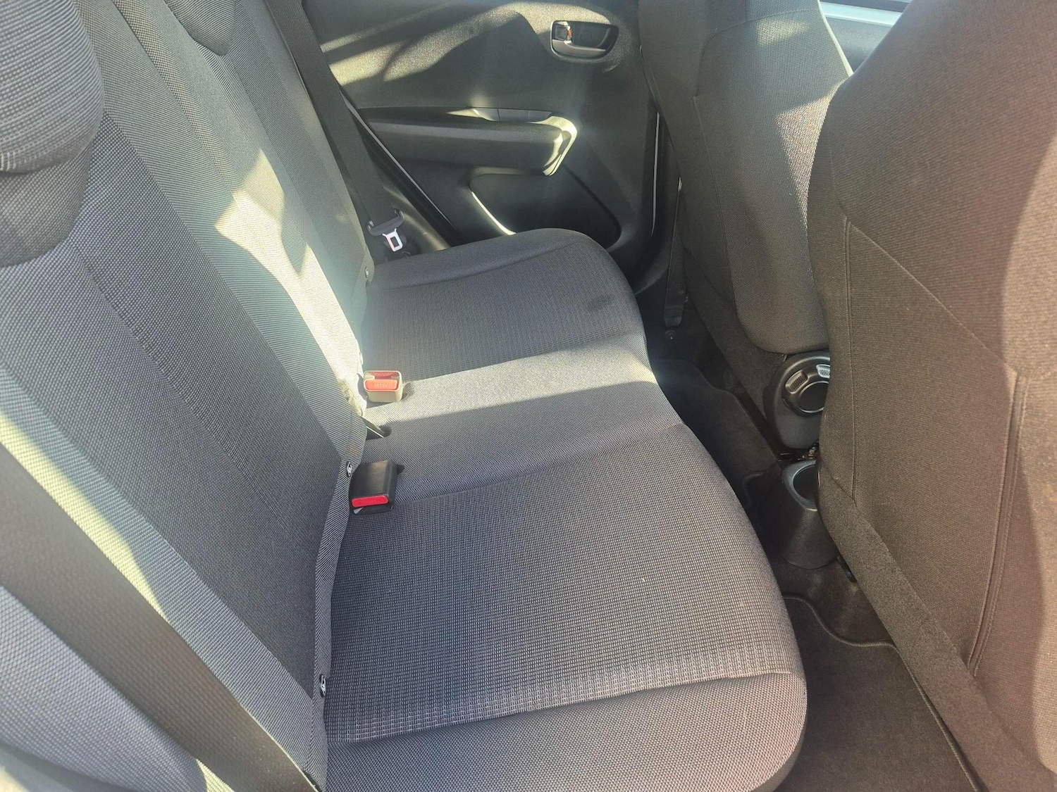 Used Toyota AYGO 2021 for sale - 77413227: Photo 10