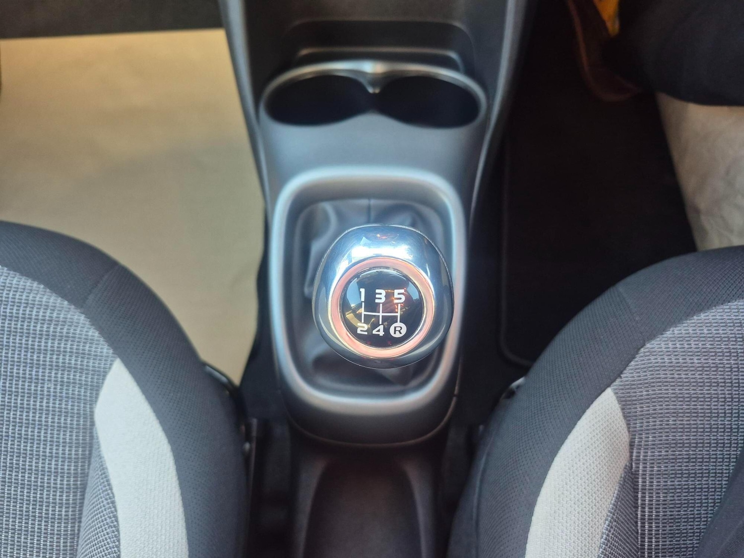 Used Toyota AYGO 2021 for sale - 77413227: Photo 12