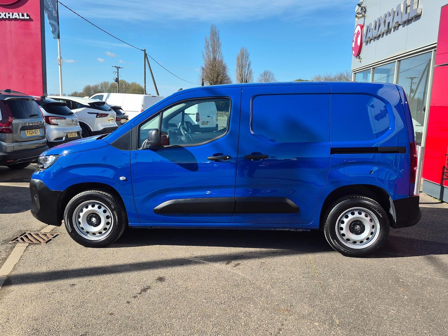 Used Vauxhall Combo 2025 for sale - 78072301: Photo 4