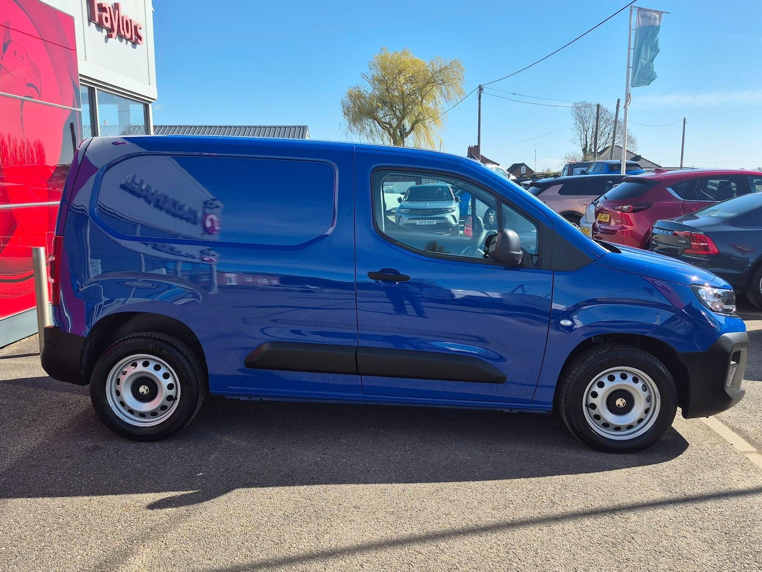 Used Vauxhall Combo 2025 for sale - 78072301: Photo 8