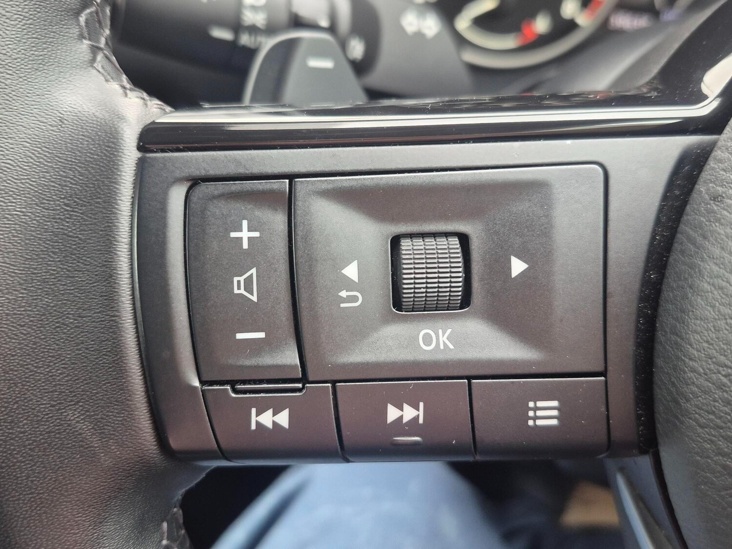 Used Nissan Qashqai for sale - 77722672: Photo 24