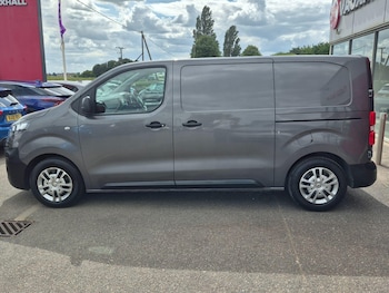 Used Vauxhall Vivaro 2022 for sale - 79553102: Photo