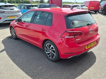 Used Volkswagen Golf 2020 for sale - 78982234: Photo