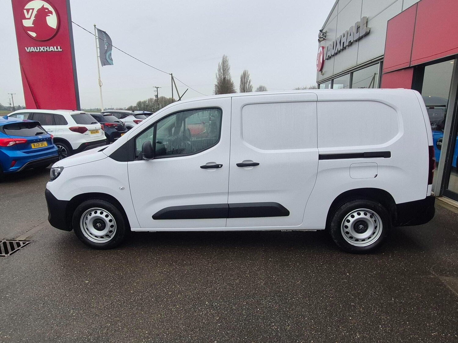 Used Vauxhall Combo 2024 for sale - 77413236: Photo 4