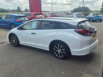 Used Honda Civic 2017 for sale - 78636131: Photo