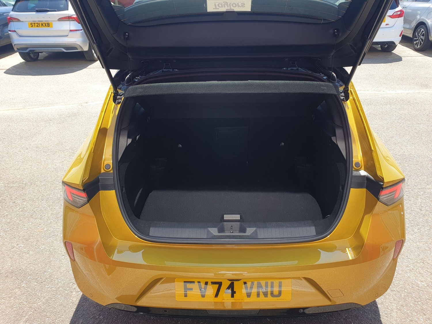 Used Vauxhall Astra 2024 for sale - 77413244: Photo 10