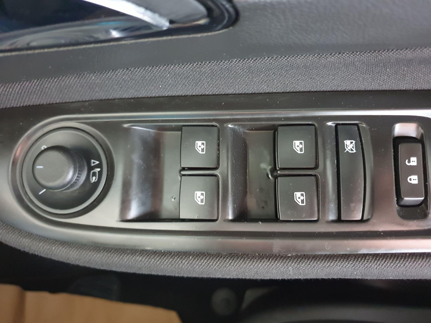 Used Vauxhall Mokka X 2019 for sale - 77413230: Photo 40