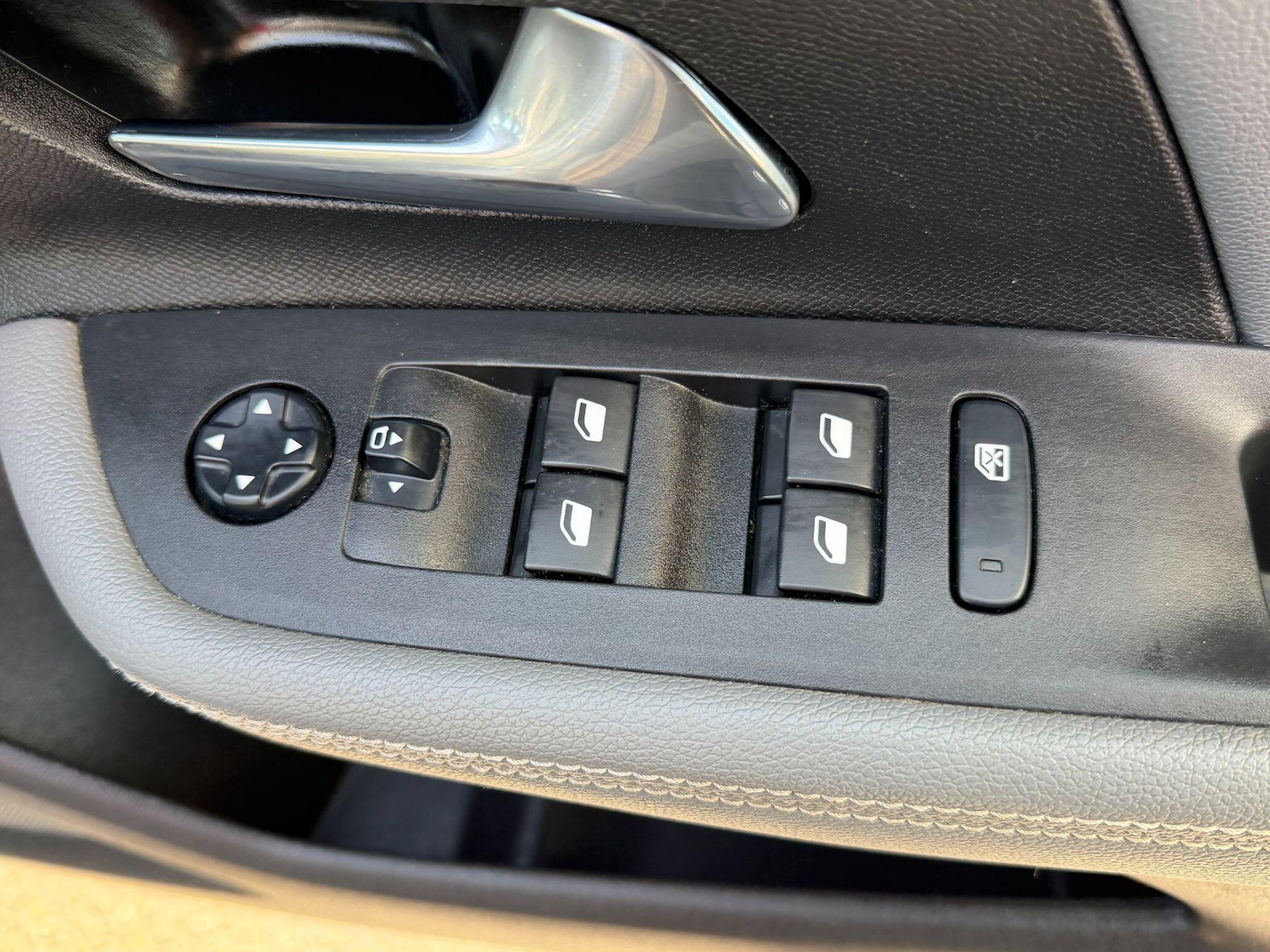 Used Vauxhall Mokka Electric for sale - 77957491: Photo 11