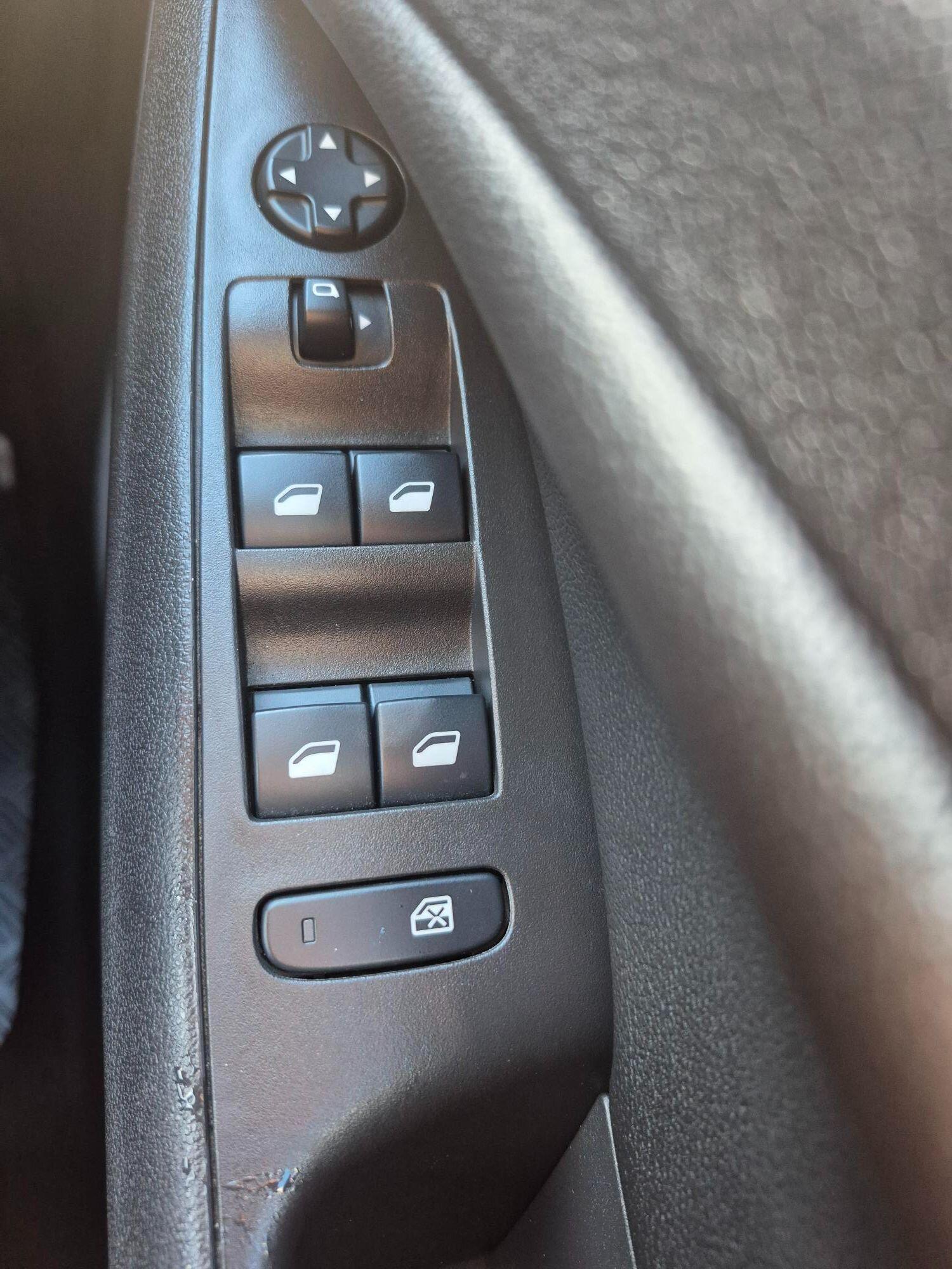 Used Vauxhall Crossland 2022 for sale - 77413218: Photo 13