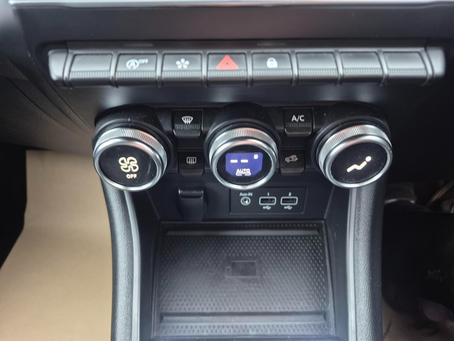 Used Renault Captur 2020 for sale - 77413239: Photo 15