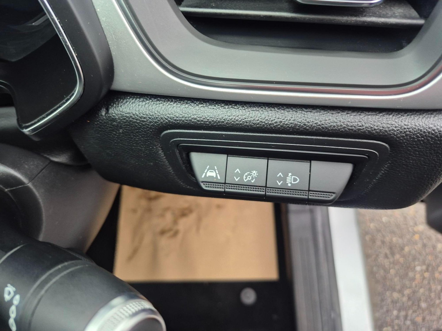 Used Renault Captur 2020 for sale - 77413239: Photo 17