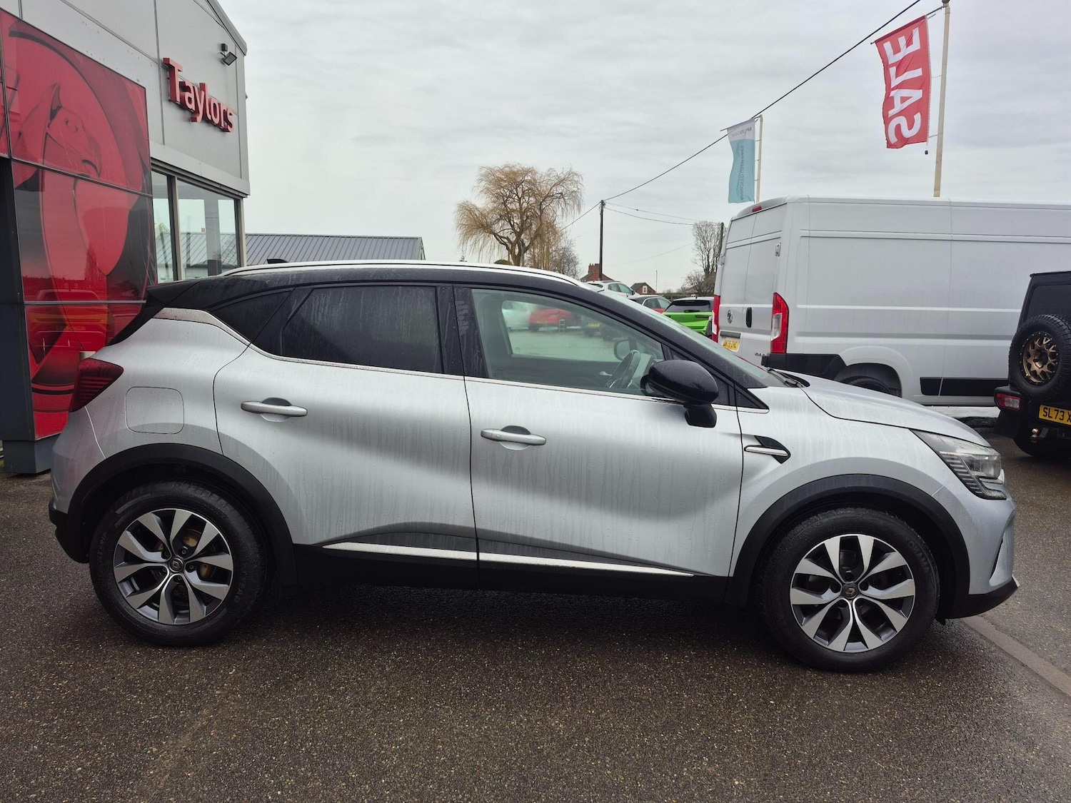 Used Renault Captur 2020 for sale - 77413239: Photo 8