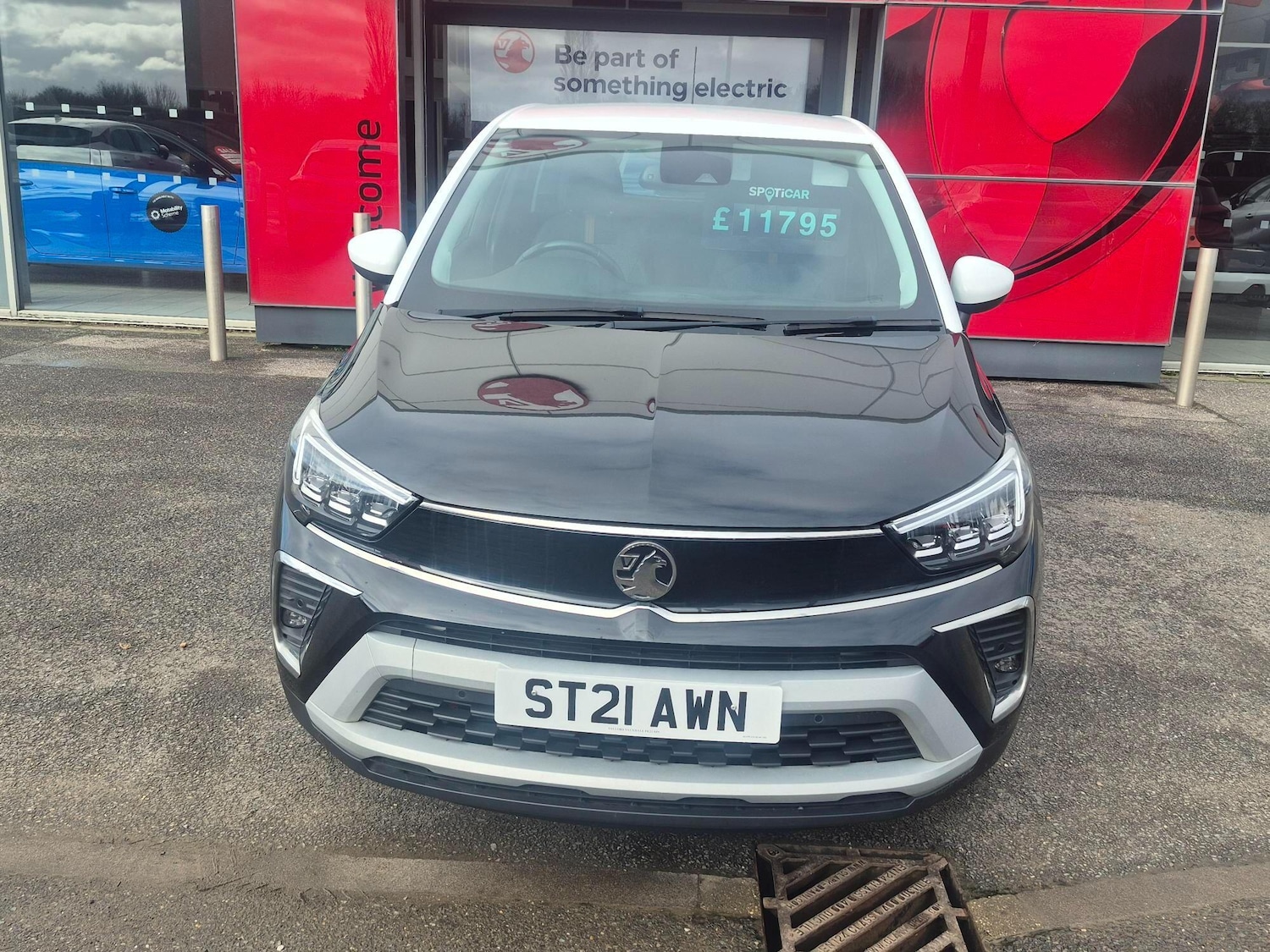 Used Vauxhall Crossland 2021 for sale - 77737534: Photo 2