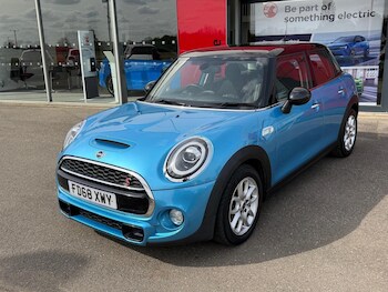 Used MINI Hatch 2019 for sale - 78214913: Photo