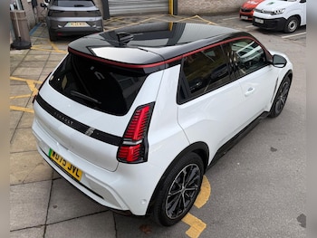 Used Renault 5 2026 for sale - 77649661: Photo