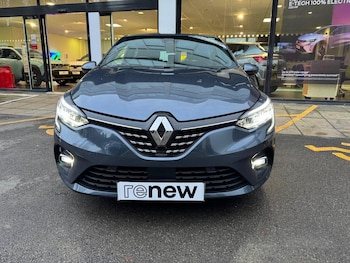 Used Renault Clio 2022 for sale - 76848800: Photo