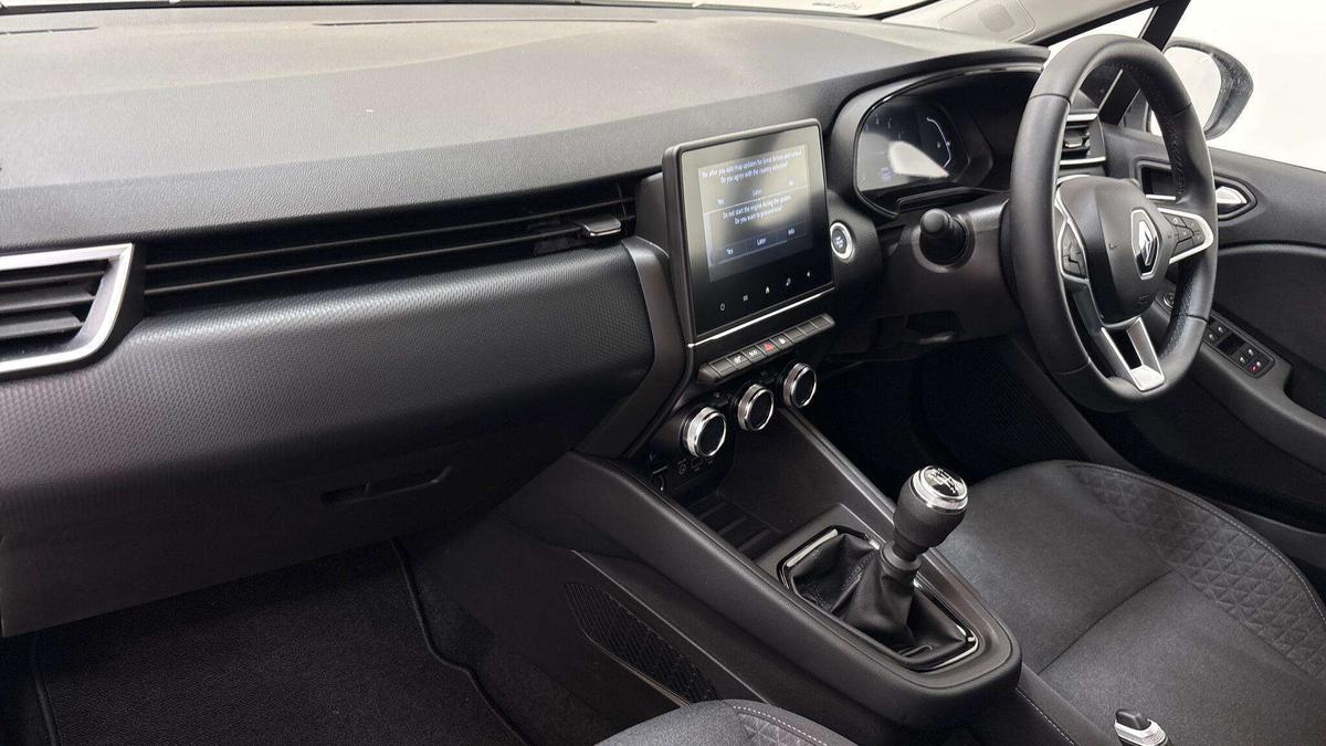 Used Renault Clio 2023 for sale - 76675443: Photo 3