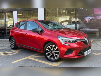 Used Renault Clio 2023 for sale - 77977239: Photo