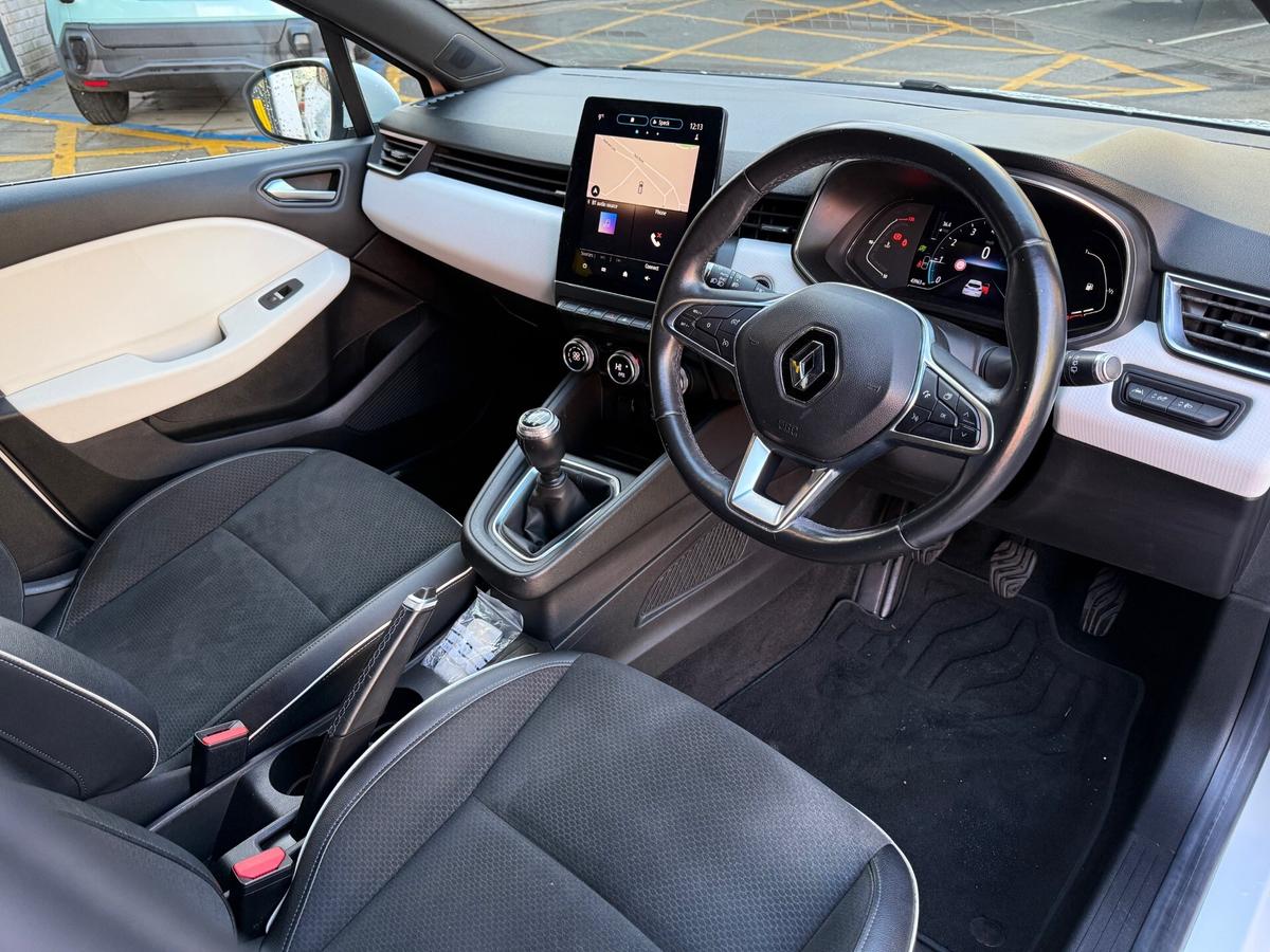 Used Renault Clio 2020 for sale - 77542079: Photo 3