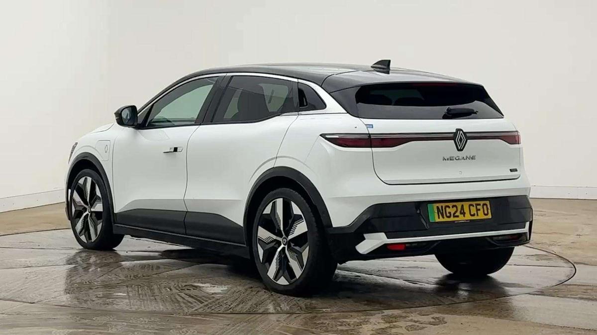 Used Renault Megane E Tech 2024 for sale - 77542113: Photo 2