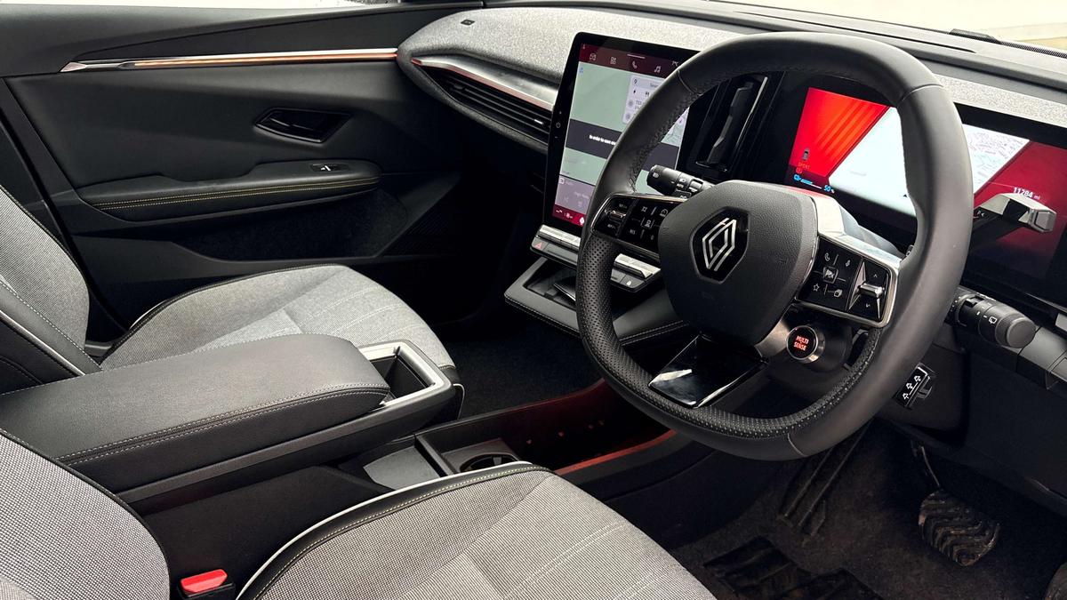 Used Renault Megane E Tech 2024 for sale - 77542113: Photo 3