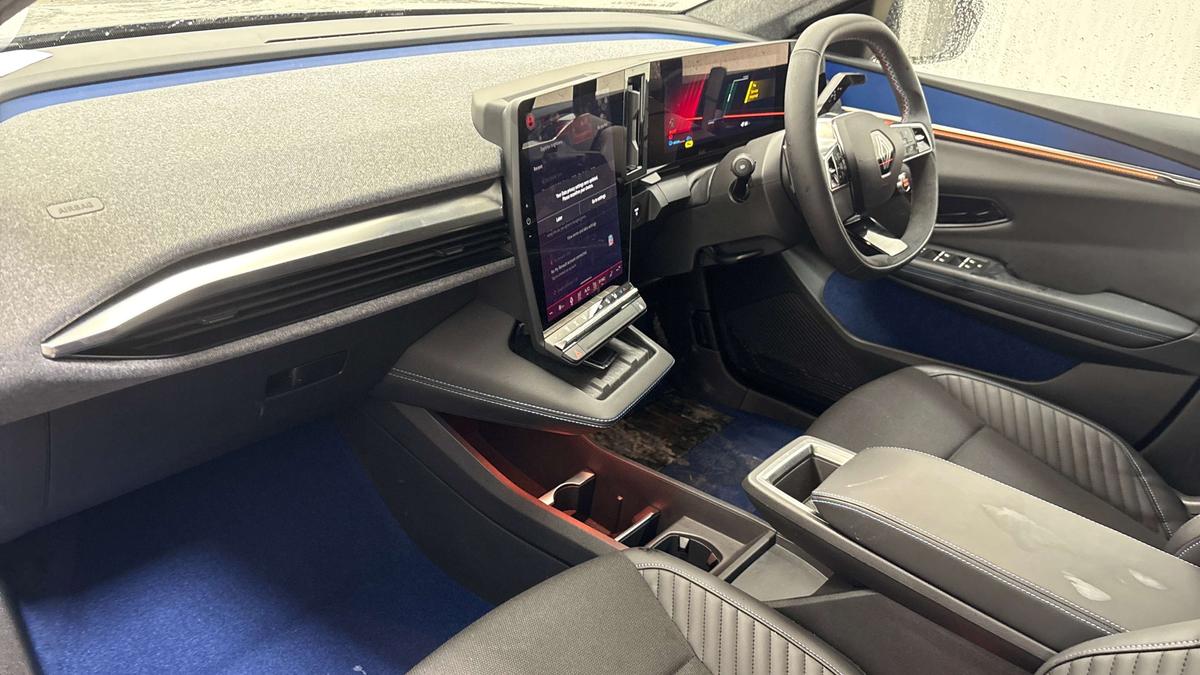 Used Renault Scenic E-Tech 2024 for sale - 77610329: Photo 3