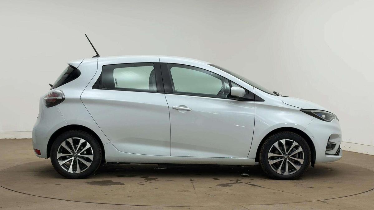 Used Renault Zoe 2022 for sale - 77542147: Photo 2