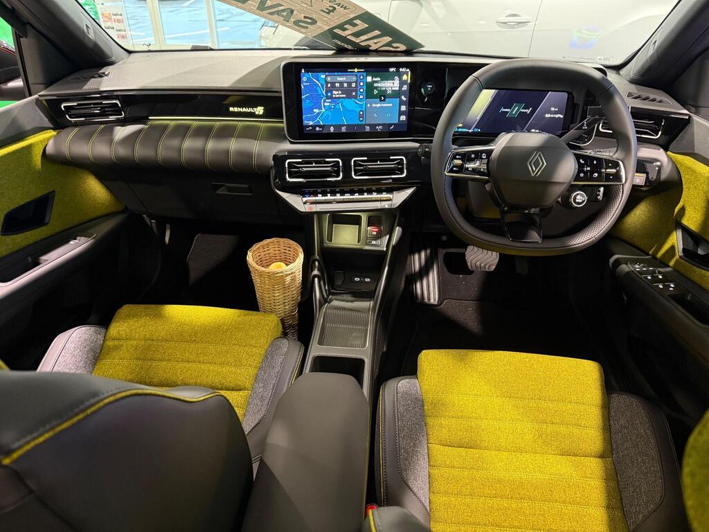 Used Renault 5 2025 for sale - 77257950: Photo 4