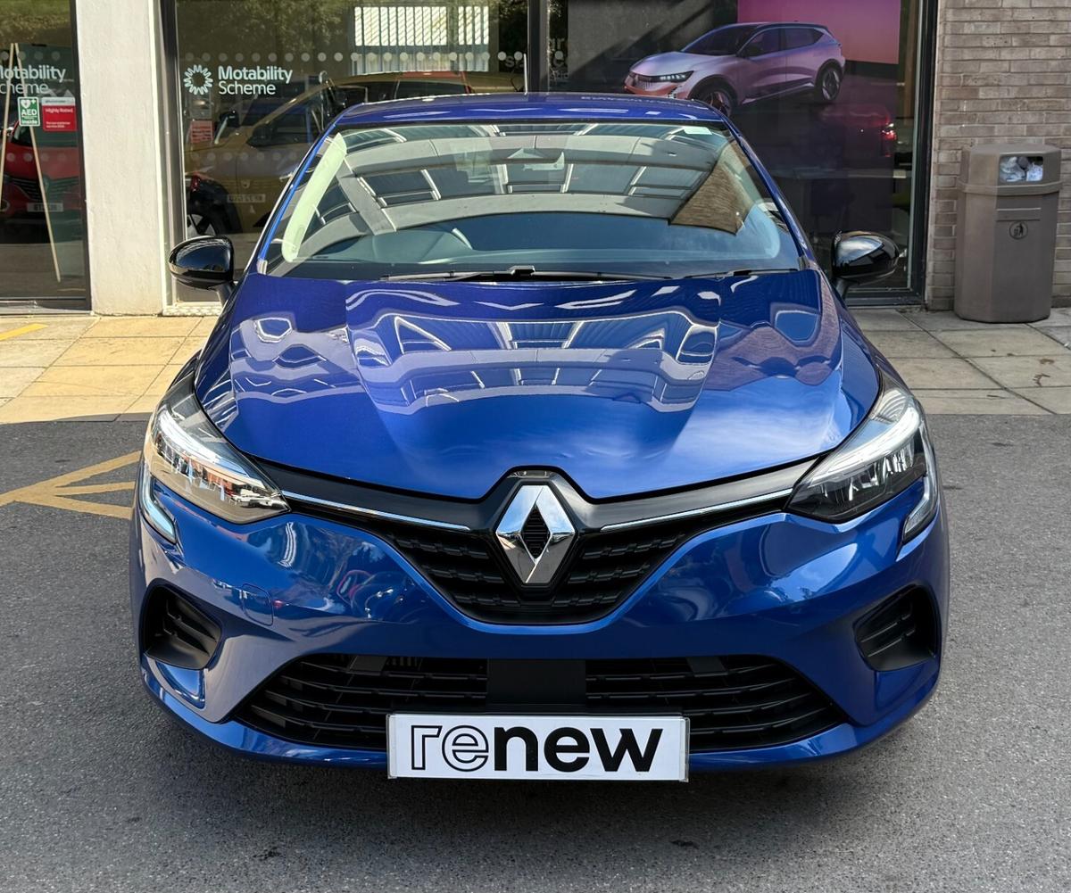 Used Renault Clio 2023 for sale - 76675931: Photo 2