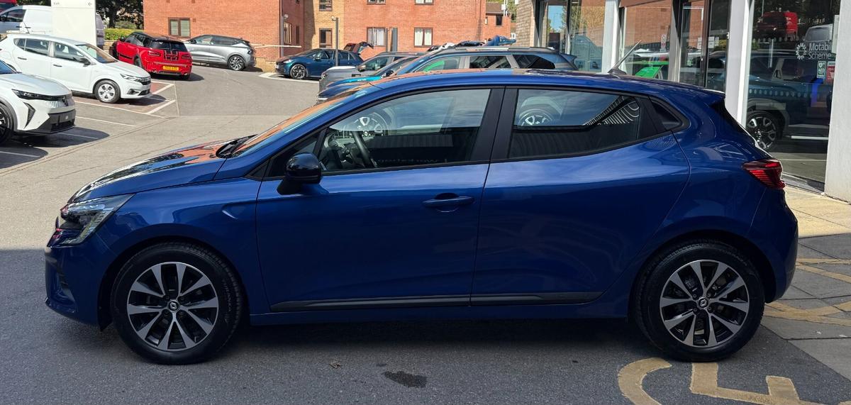 Used Renault Clio 2023 for sale - 76675931: Photo 7