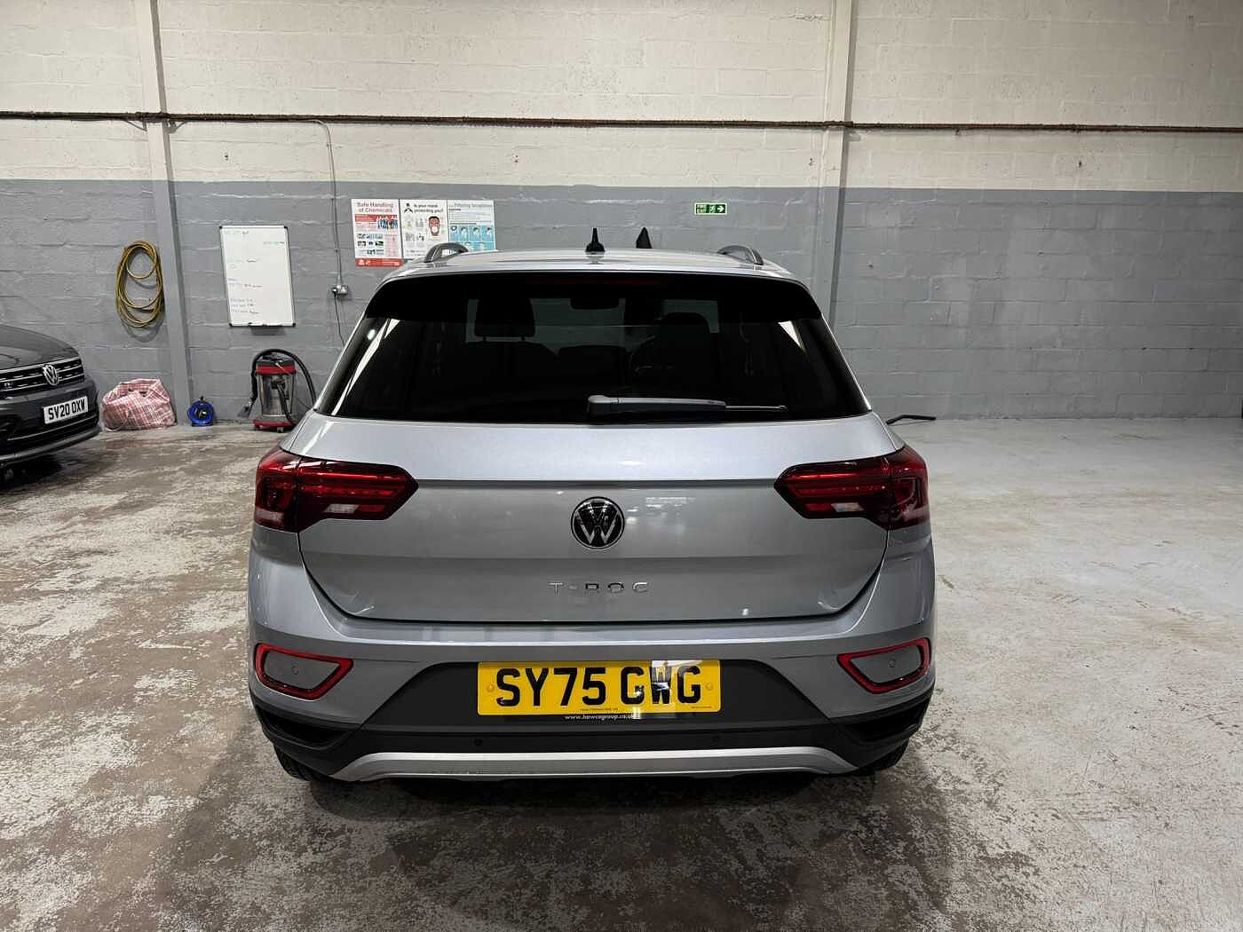 Used Volkswagen T-Roc 2025 for sale - 76678436: Photo 9