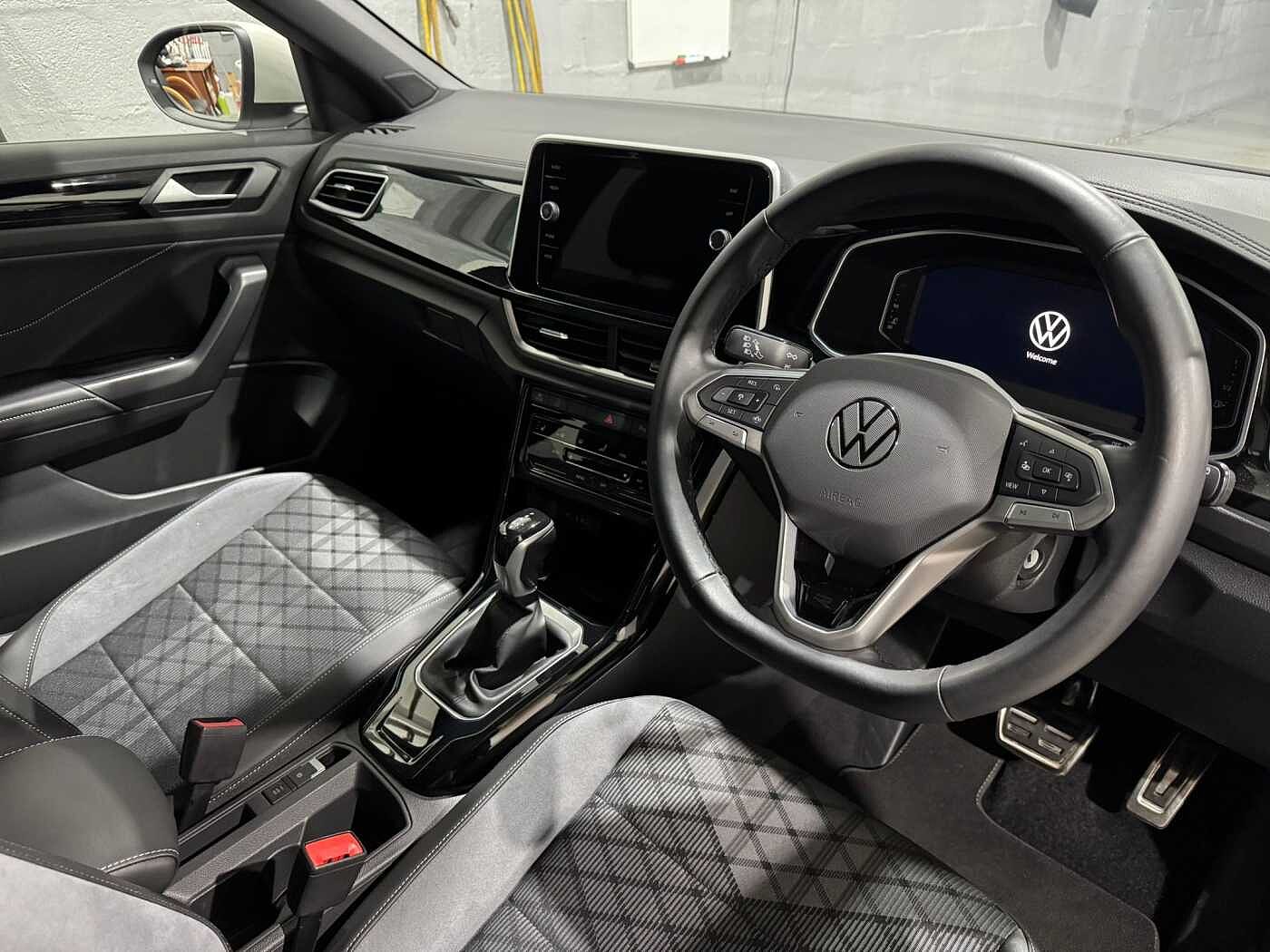 Used Volkswagen T-Roc 2024 for sale - 76677183: Photo 6