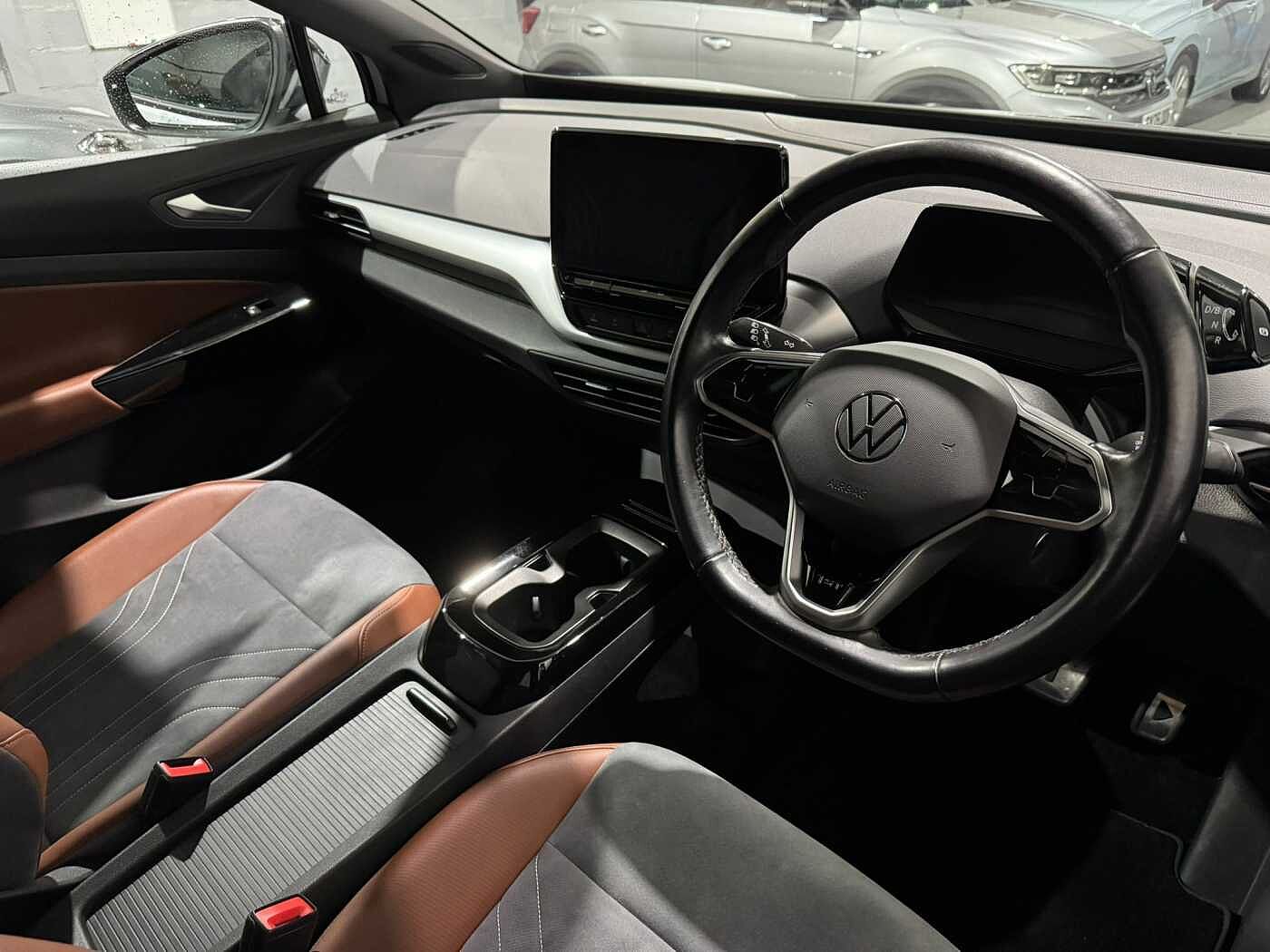 Used Volkswagen ID.4 2021 for sale - 76674055: Photo 6