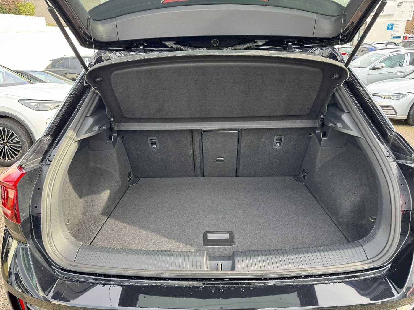 Used Volkswagen T-Roc 2022 for sale - 77675166: Photo 10