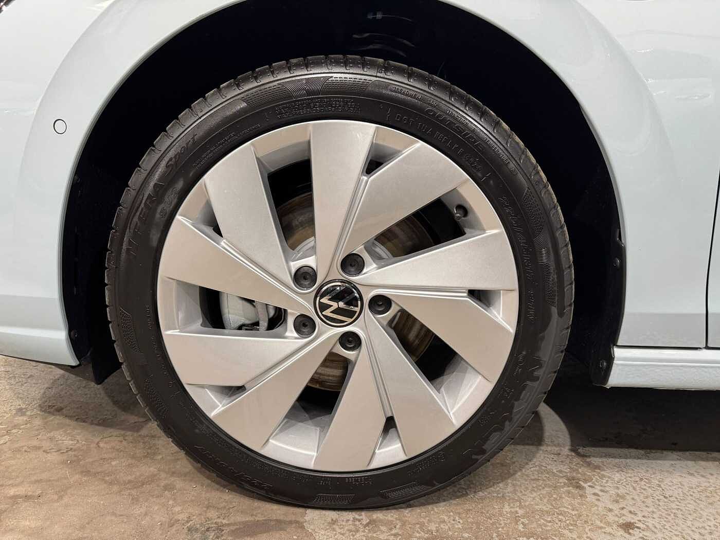 Used Volkswagen Golf 2025 for sale - 76679776: Photo 5