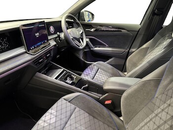 Used Volkswagen Touran 2026 for sale - 78333259: Photo