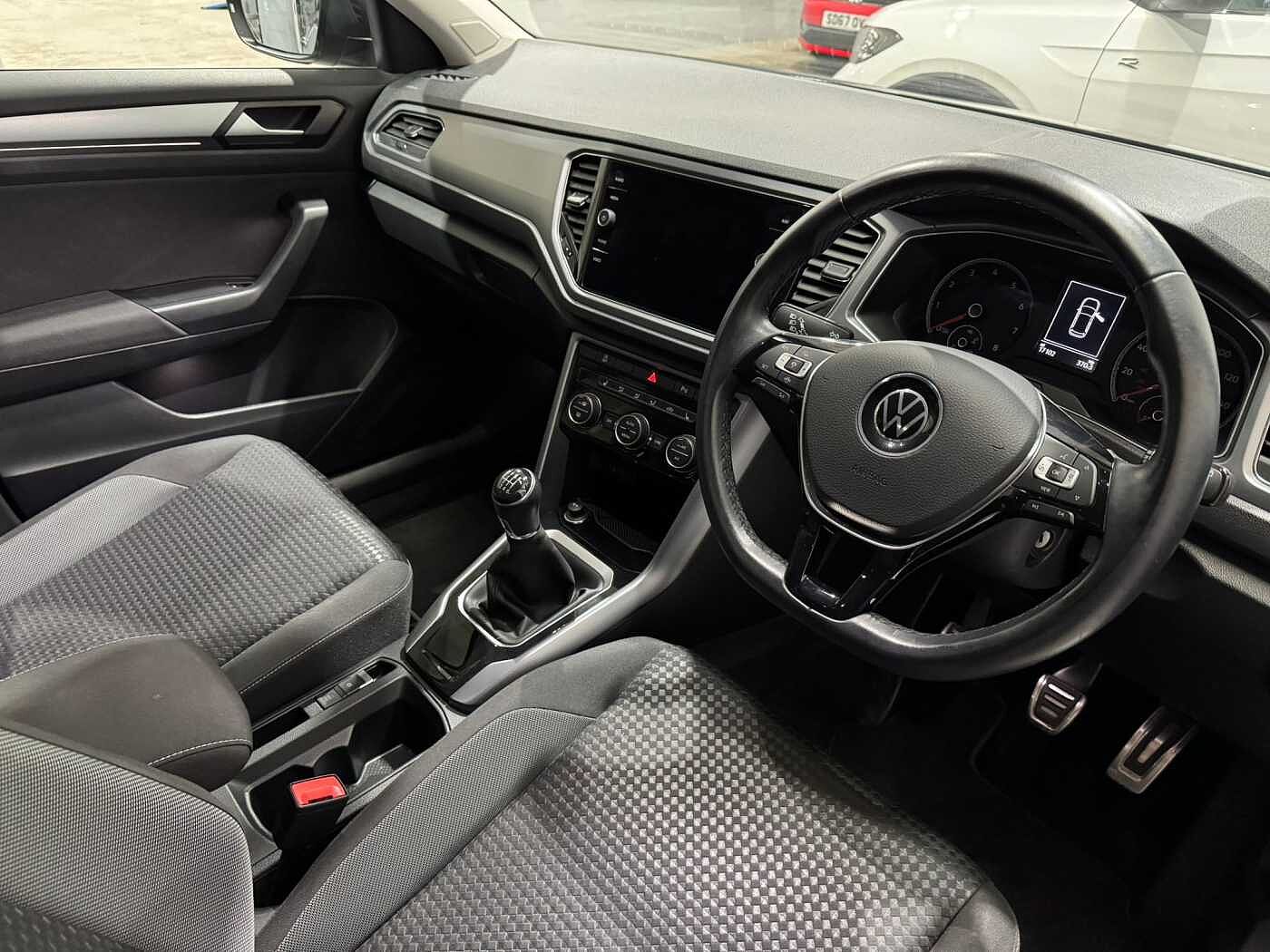 Used Volkswagen T-Roc 2021 for sale - 76681347: Photo 6