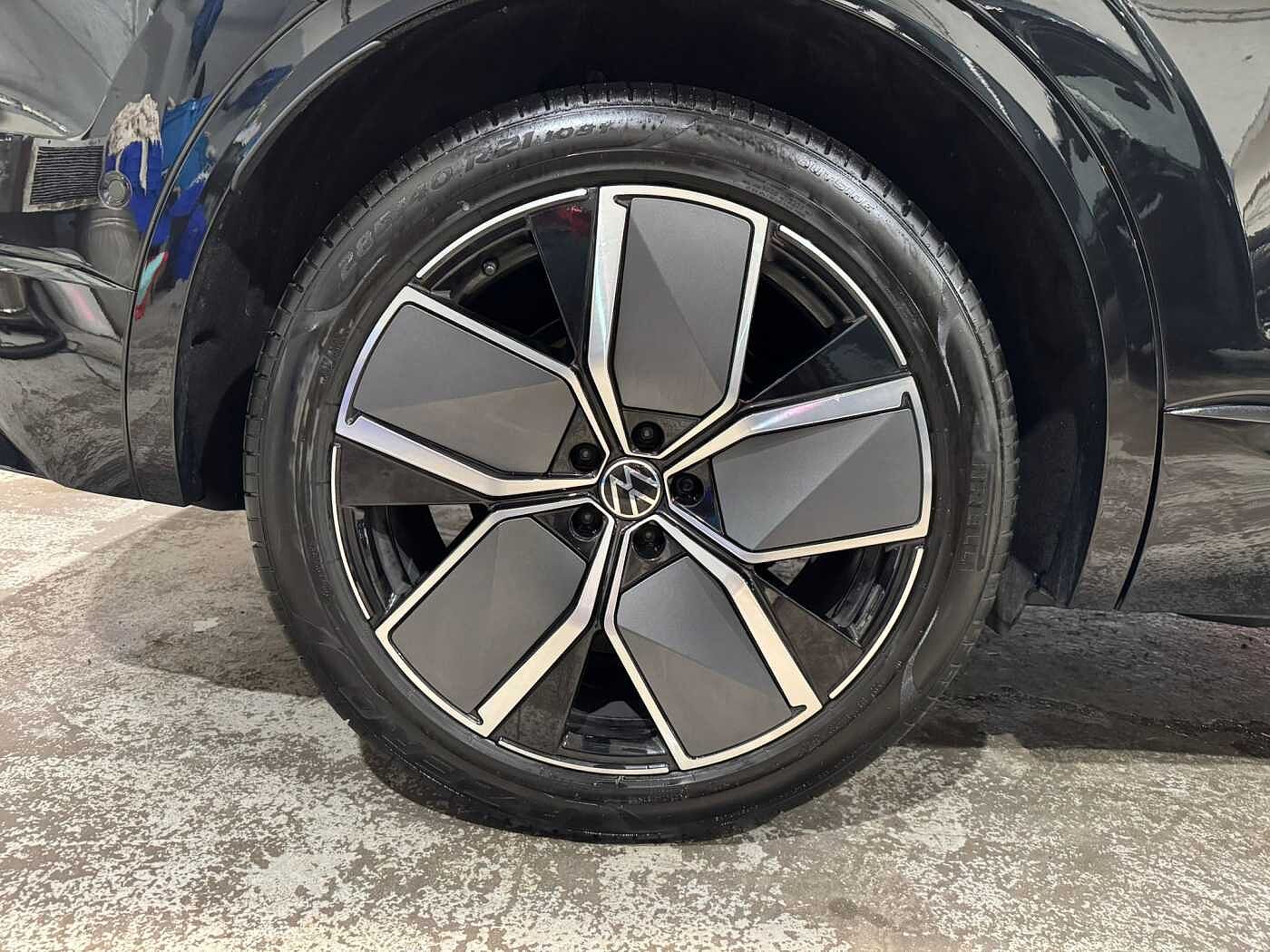 Used Volkswagen Touareg 2025 for sale - 76680260: Photo 5